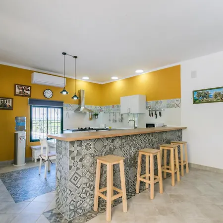 Holiday home 6 Bedroom Amazing In La Puebla De Infan *