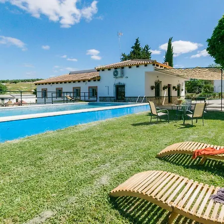 Holiday home 6 Bedroom Amazing In La Puebla De Infan La Puebla de los Infantes