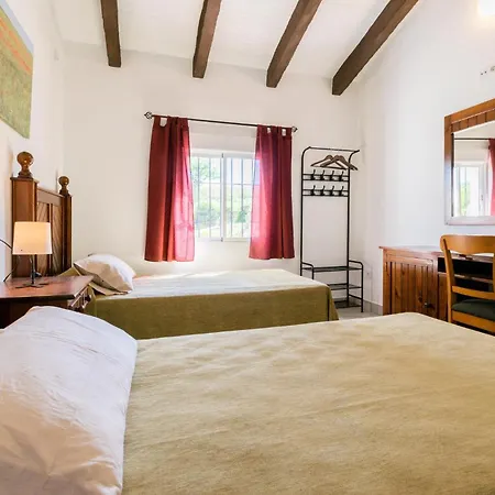 Holiday home 6 Bedroom Amazing In La Puebla De Infan La Puebla de los Infantes